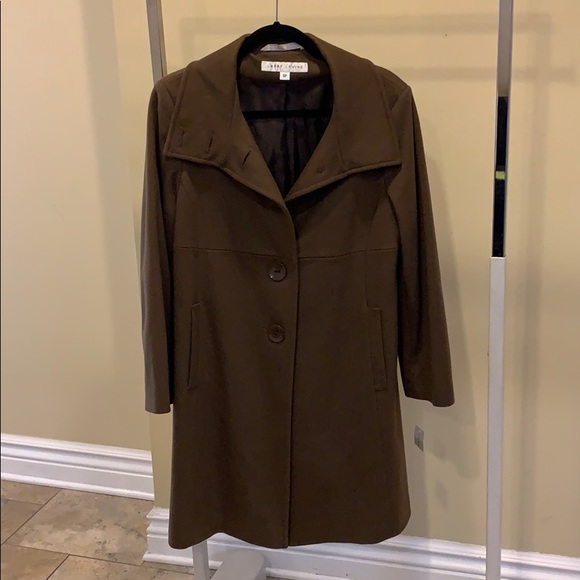 Brown jacket - Picture 2 of 3